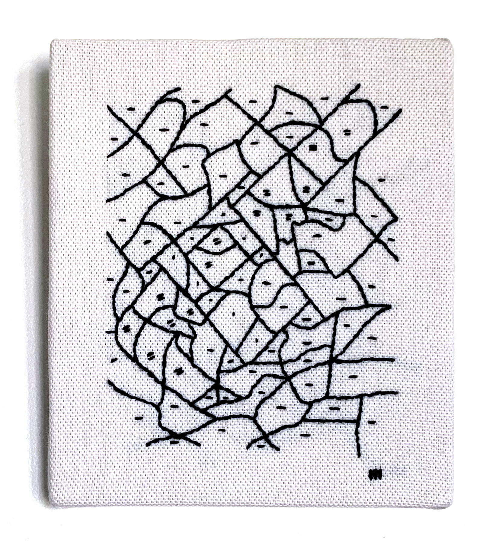  / Représentation brodée d’un coloriage provenant de la bande dessinée *Placid et Muzo*, 146, en version poche. Œuvre de l’artiste Marine Beaufils.